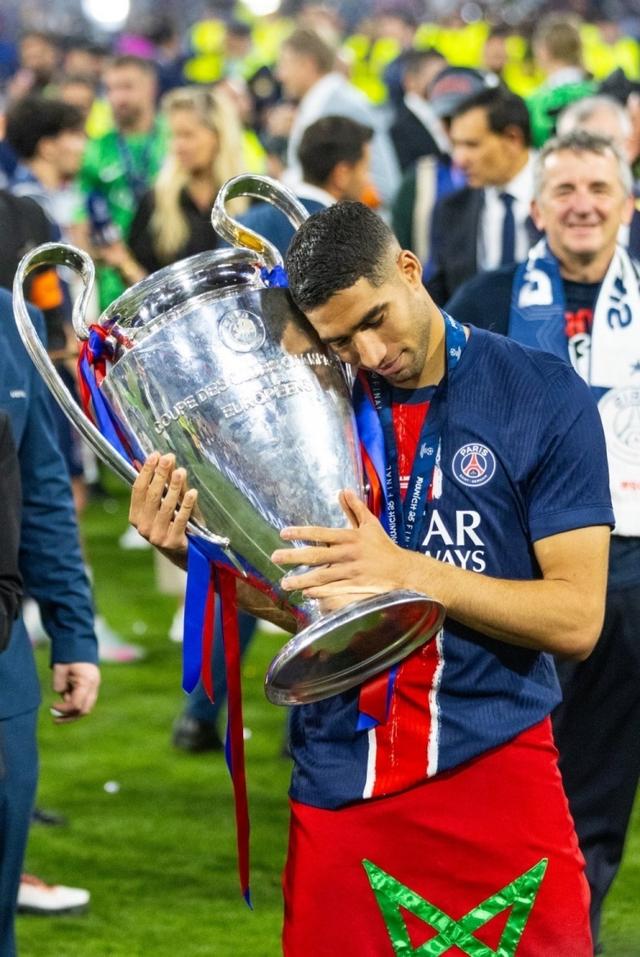 巴黎圣日耳曼绝杀拜仁,姆巴佩乌龙送礼法甲的简单介绍 巴黎圣日耳曼绝杀拜仁,姆巴佩乌龙送礼法甲的简单介绍