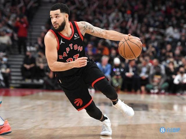 猛龙鏖战山西队,范弗利特状态火热 猛龙鏖战山西队,范弗利特状态火热